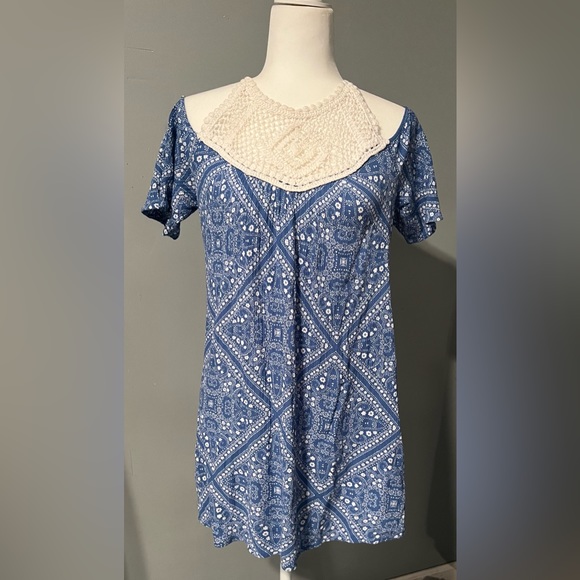 Speechless cold shoulder blue and white summer country dress - Picture 1 of 7